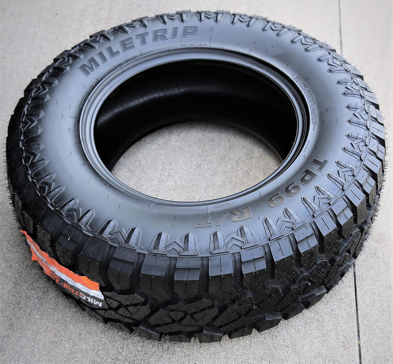 All-Terrain Mud Off-Road Light Truck Radial Tire 33X12.50R20LT 12-Ply Y808208