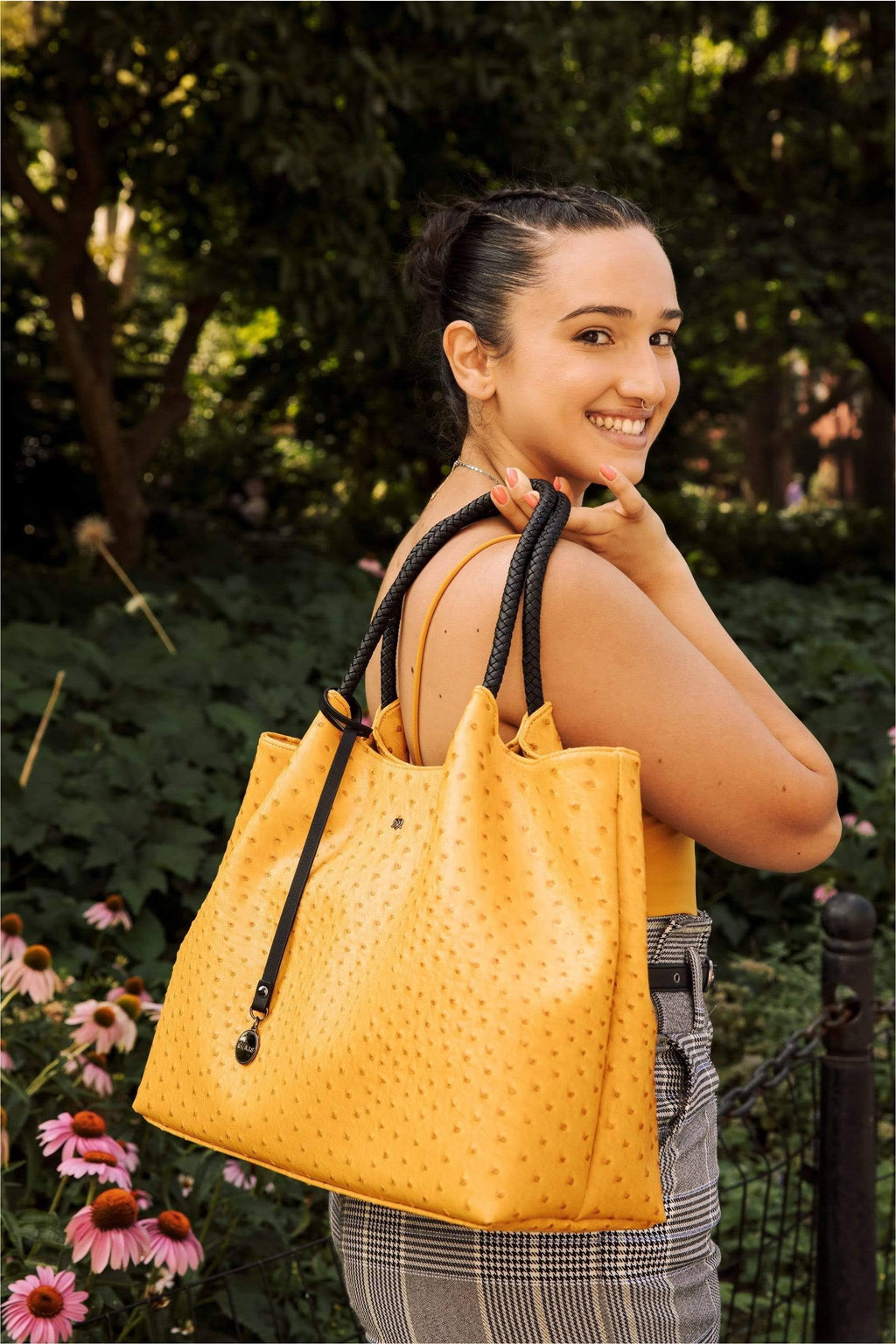 Vegan Leather Tote Bag in Lavender Z877476