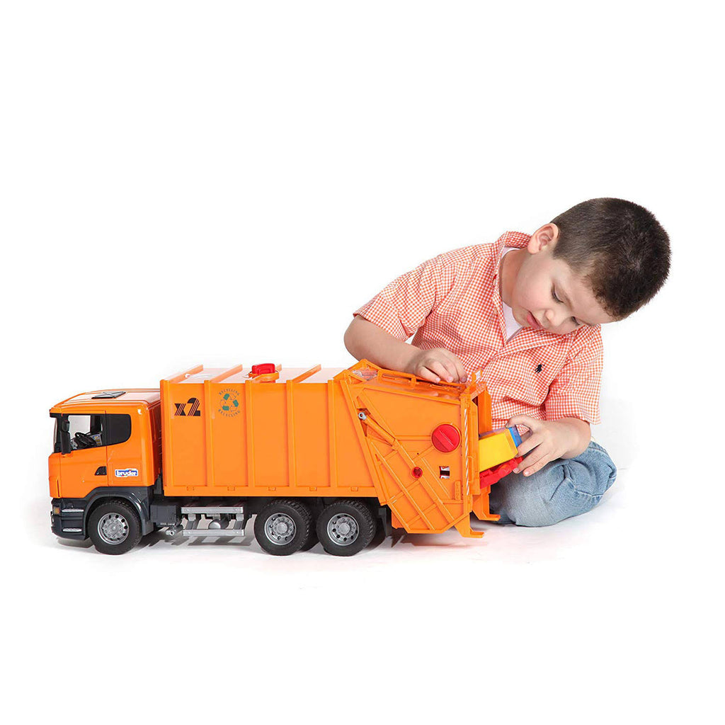 Garbage Truck, Orange G149264