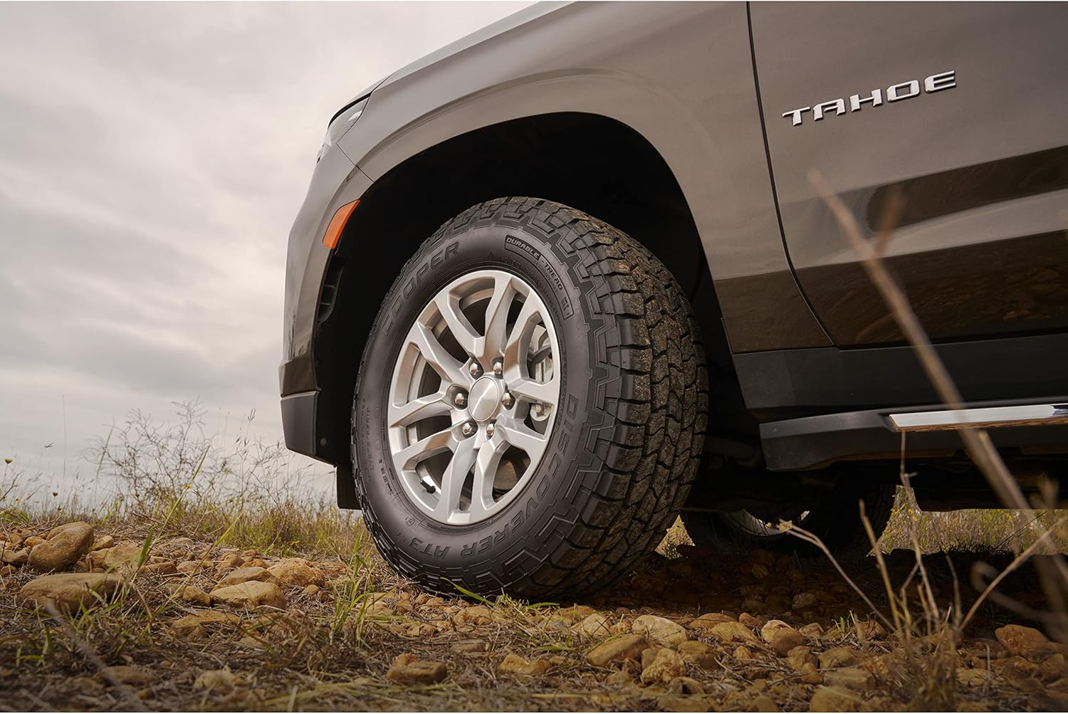 All-Season 255/70R15 108T Tire Z401512