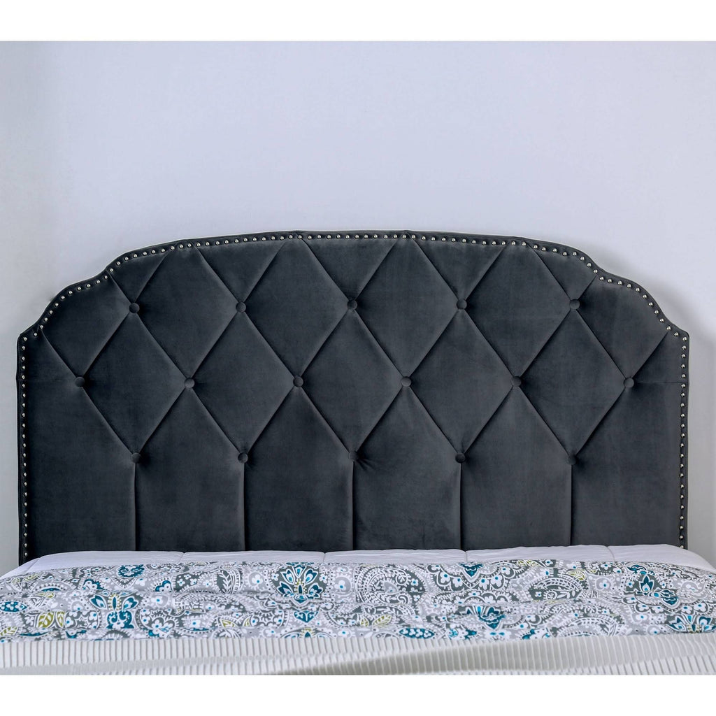 Tufted Upholstered Bed Gray V422666