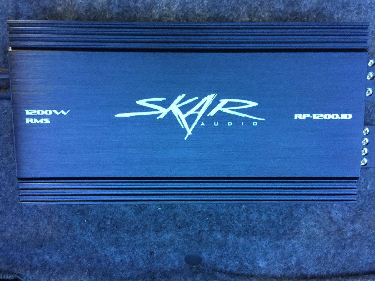 Monoblock 1200-Watt Class D Subwoofer Amplifier X135