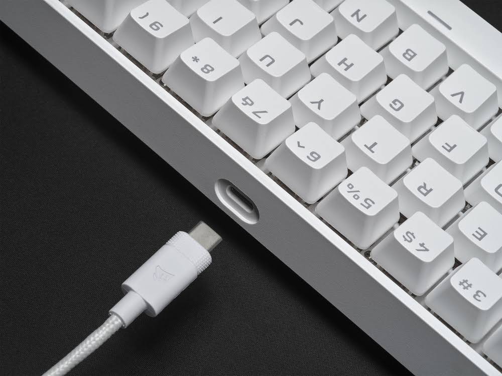 60% Mechanical Gaming Keyboard - Cherry MX Speed - White T148443