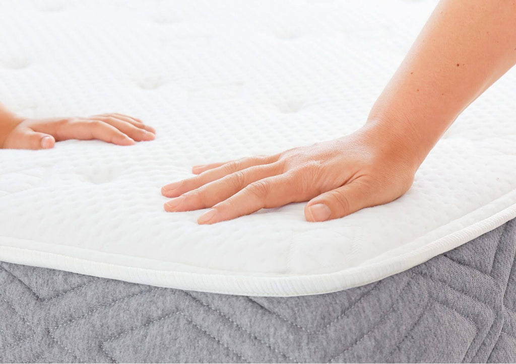 Medium-Firm Hybrid Twin XL Mattress B865