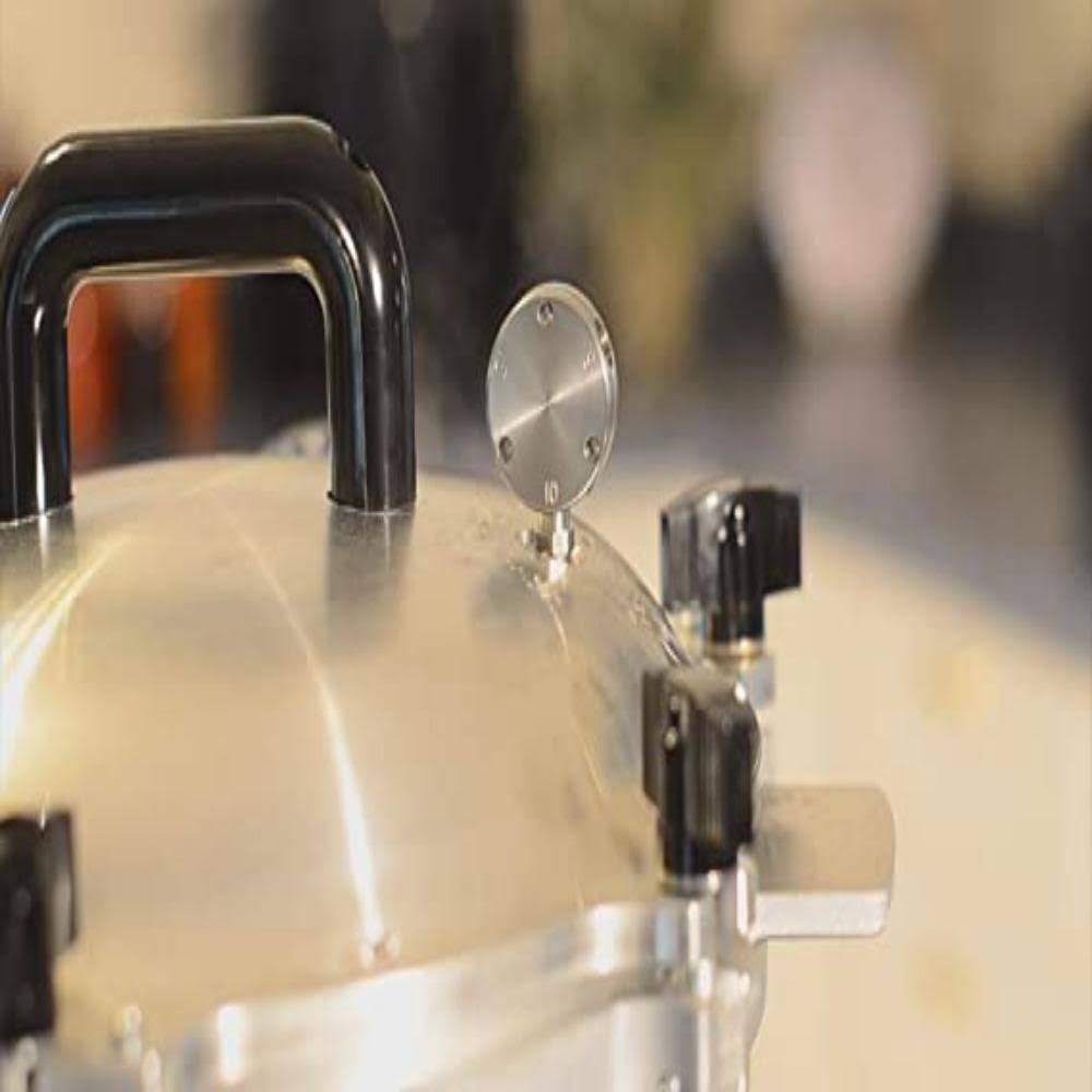 Pressure Cooker 15.5 qt N980