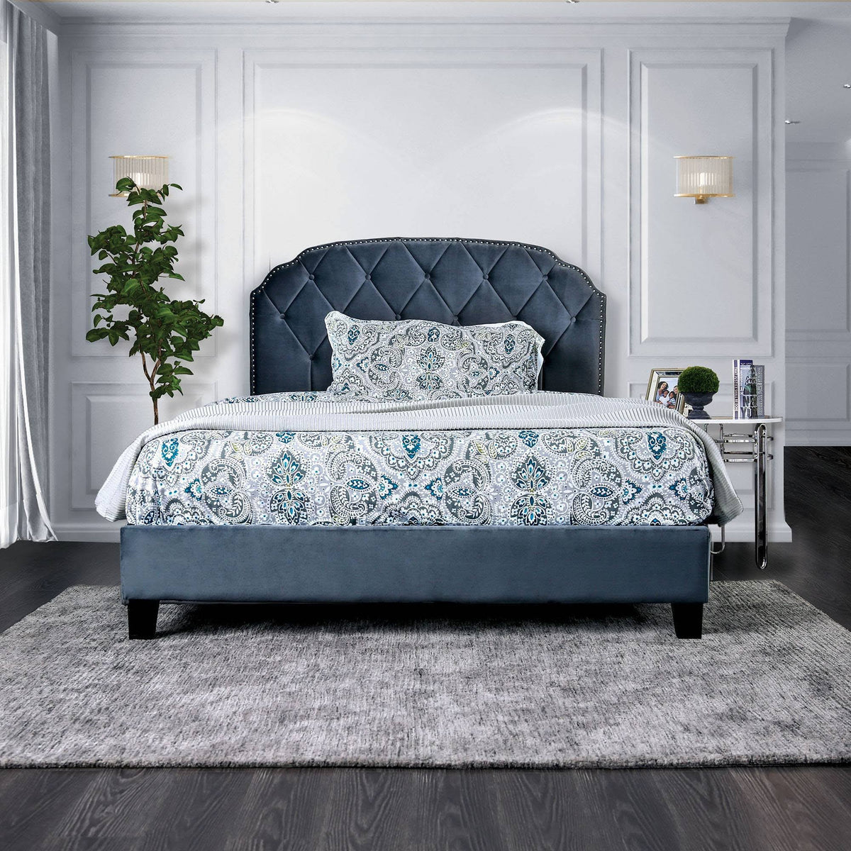 Tufted Upholstered Bed Gray V422666