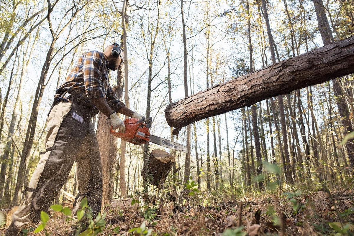 24" Gas Chainsaw J358044