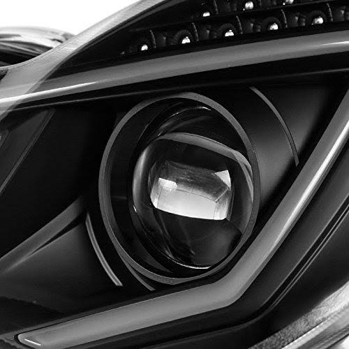 LED Projector Headlights for Mercedes-Benz W203 C-Class Y91346