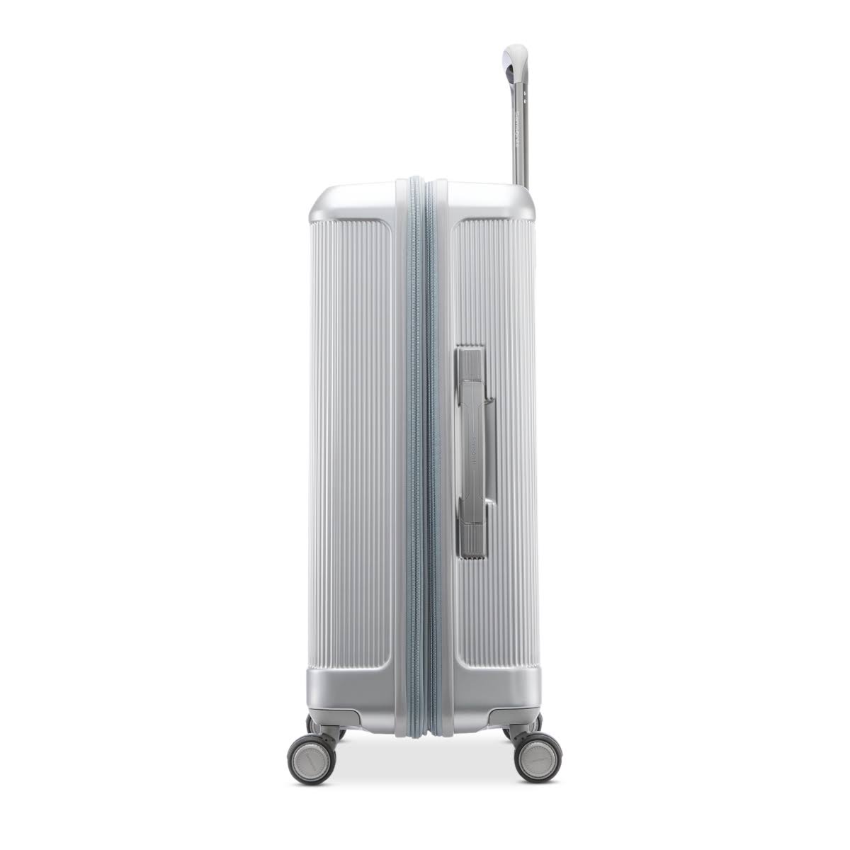 Medium Expandable Spinner Suitcase - Black C134