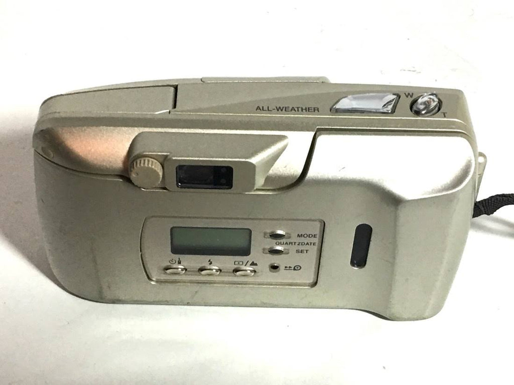 35mm Film Camera with 38-105mm Zoom Lens I7539