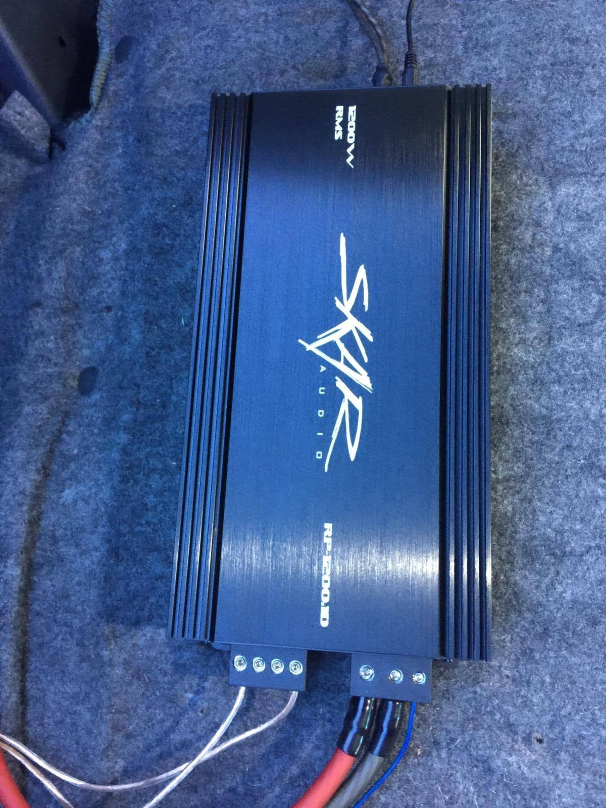 Monoblock 1200-Watt Class D Subwoofer Amplifier X135