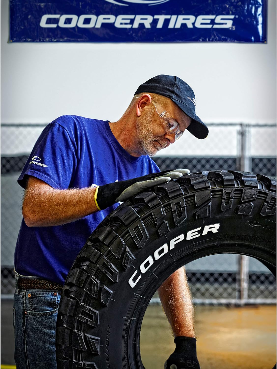All-Season LT245/70R16 Tire Z66938
