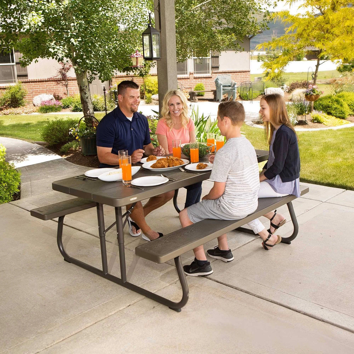 Folding Picnic Table 6-Foot Dark Brown M60577